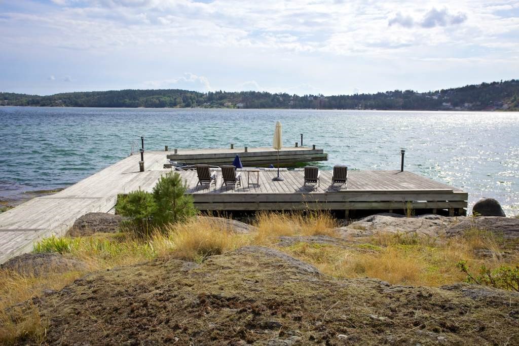Lågupplöst Lågupplöst Stor brygganläggning för flertalet båtar